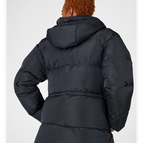 Fabletics Venture Puffer Jacket - Picture 9 of 11